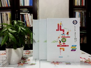 幼兒園畢業(yè)紀念相冊-金蘋果大班畢業(yè)留念冊定制