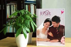 結(jié)婚十周年紀(jì)念冊-情侶相冊定制-戀愛紀(jì)念冊設(shè)計